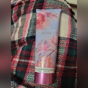 Victoria's Secret Pure Seduction Bliss Fragrance Lotion 8 fl. oz./236ml